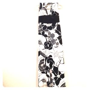 NWOT White House Black Market Dress